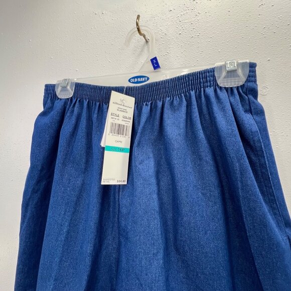 Alfred Dunner Capri Denim Pants 16P Petite Blue Elastic Waist Pull On NWT - Picture 3 of 5